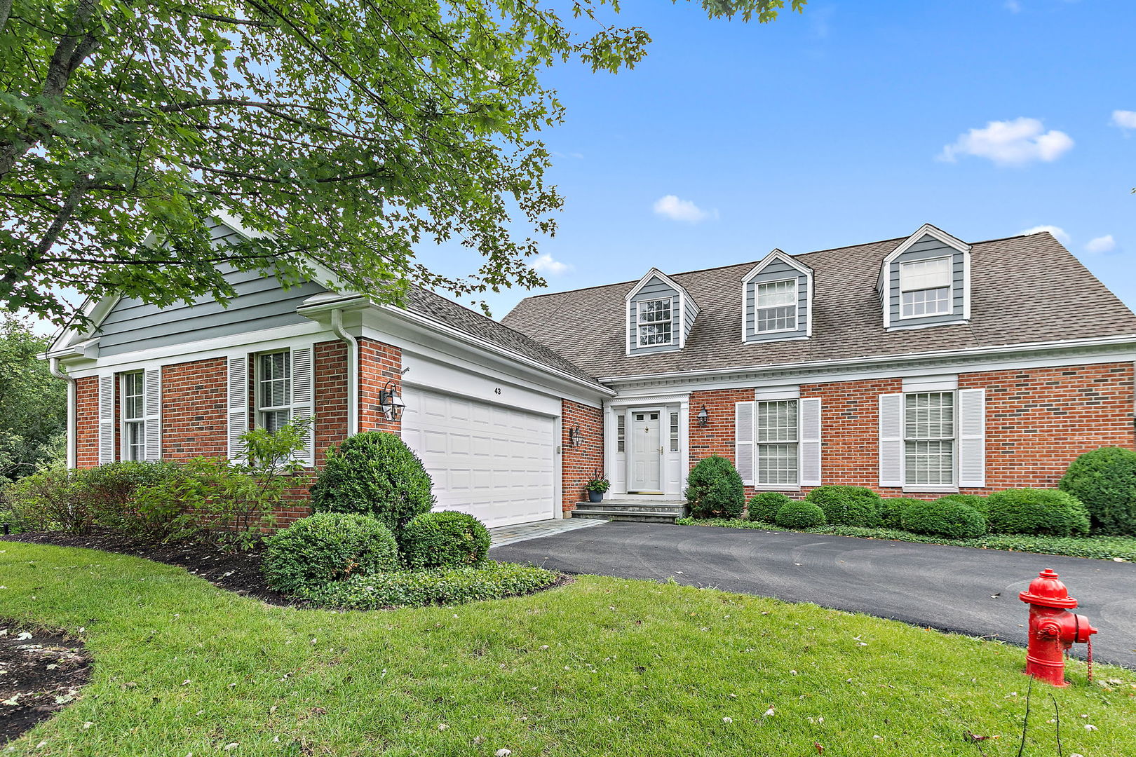 43 Ravenscraig Lane, Inverness, IL 60067