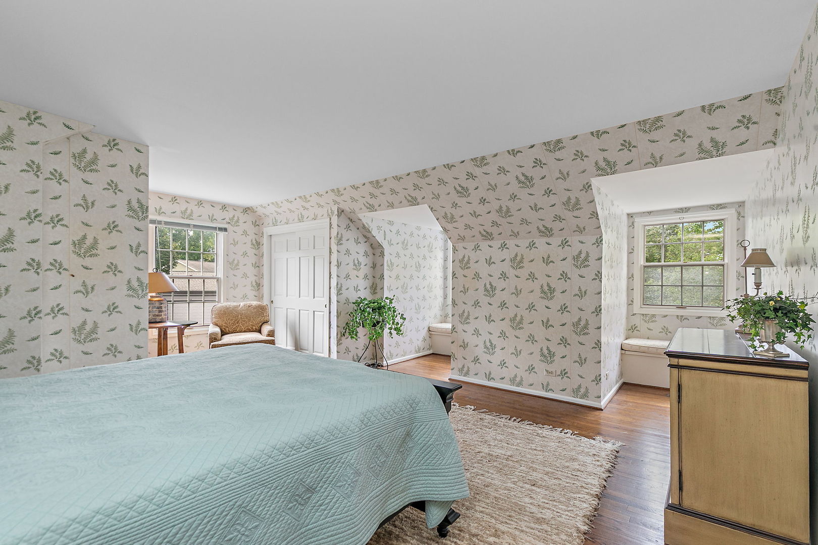 43 Ravenscraig Lane, Inverness, IL 60067