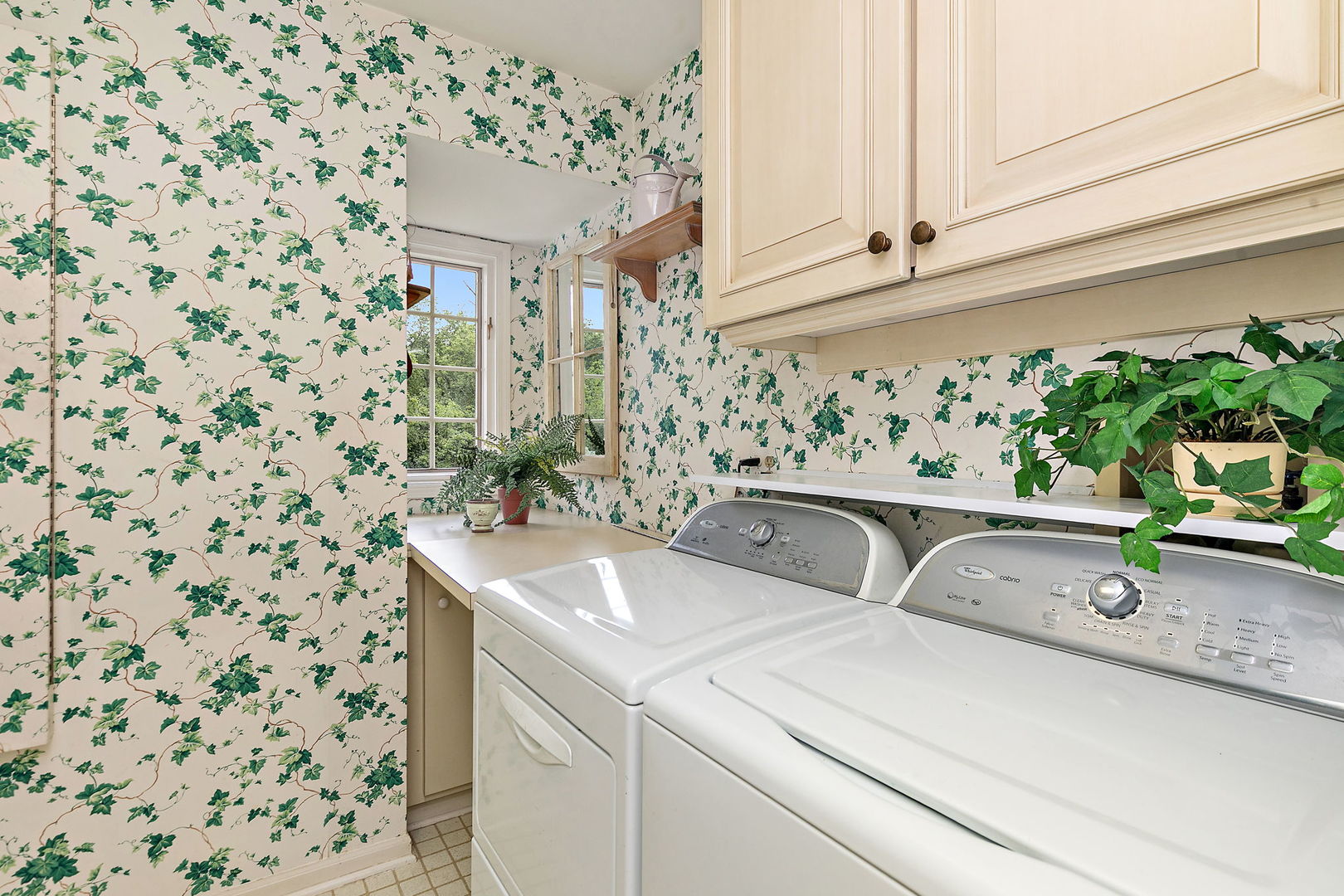 43 Ravenscraig Lane, Inverness, IL 60067