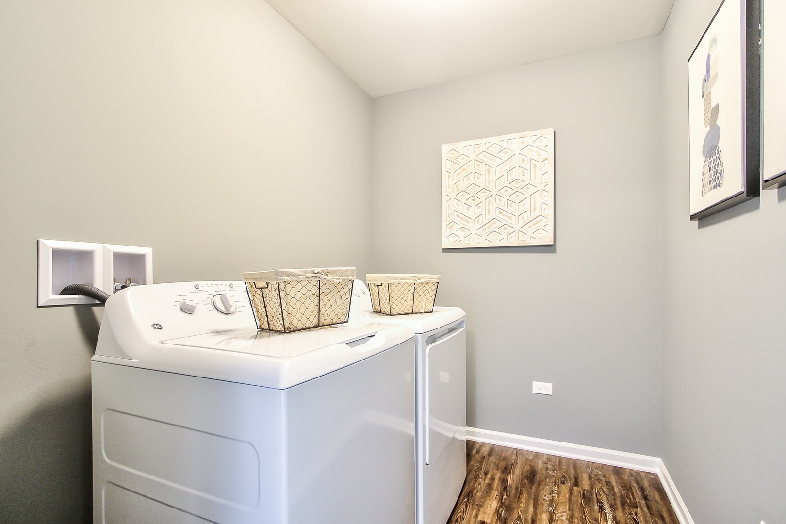 314 Monica Lane, Oswego, IL 60543