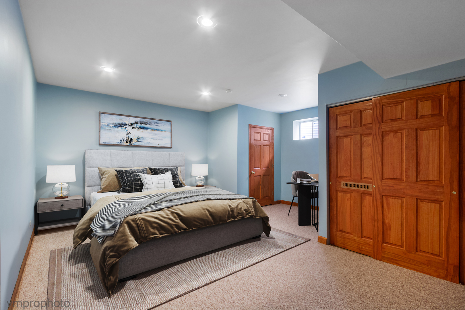 760 E Woodland Avenue, Addison, IL 60101