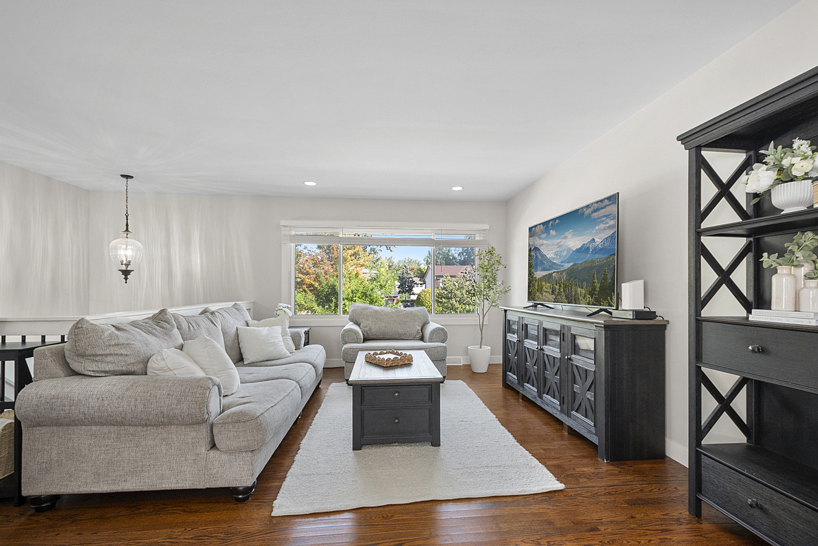 7433 163rd Place, Tinley Park, IL 60477