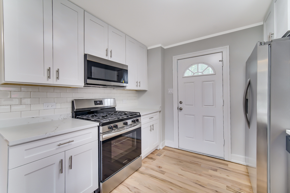 9701 S Avalon Avenue, Chicago, IL 60628