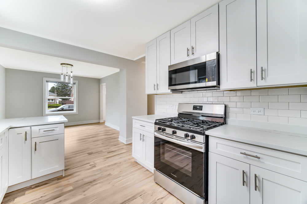 9701 S Avalon Avenue, Chicago, IL 60628