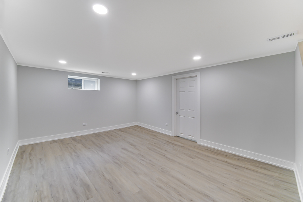 9701 S Avalon Avenue, Chicago, IL 60628