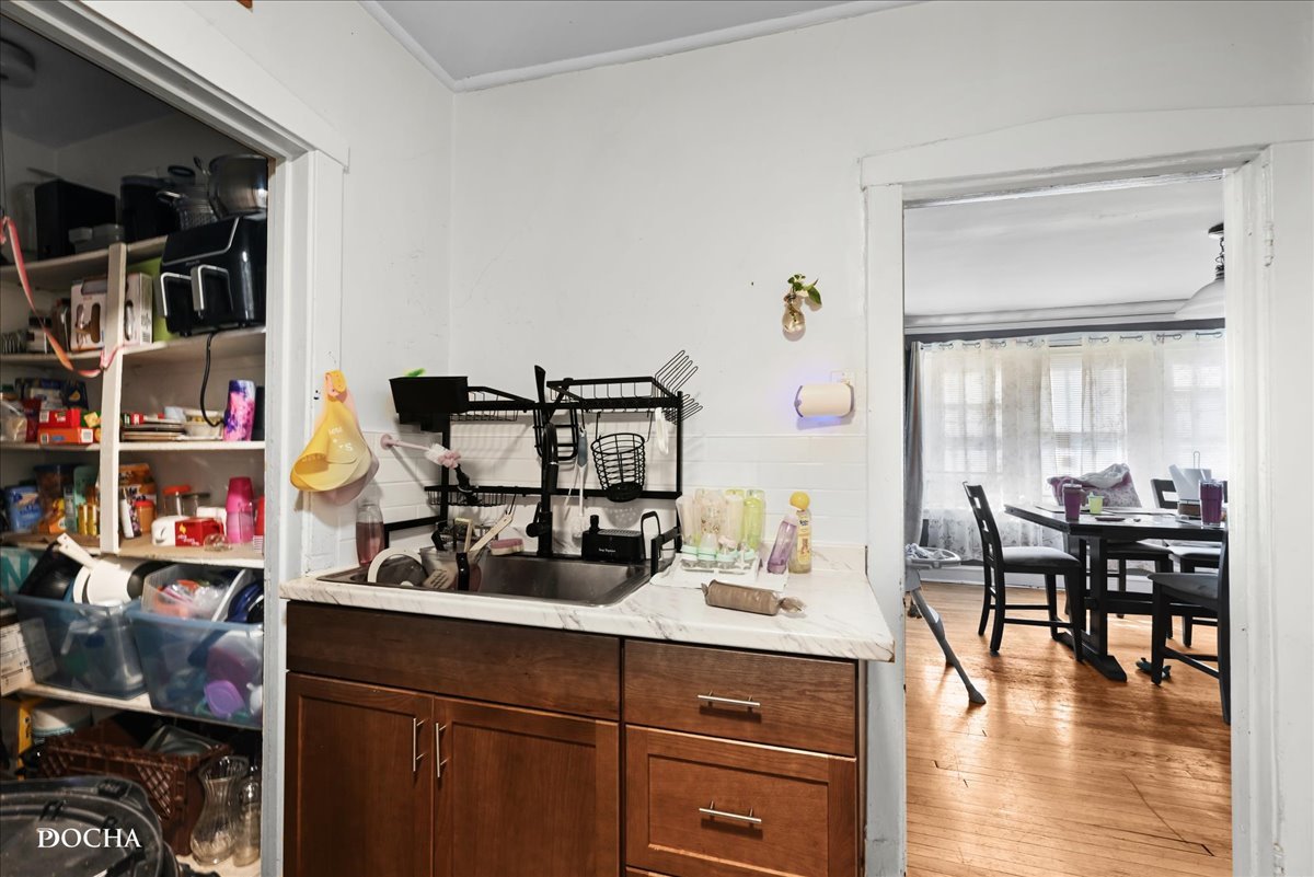 1014-1016 S Humphrey Avenue, Oak Park, IL 60304