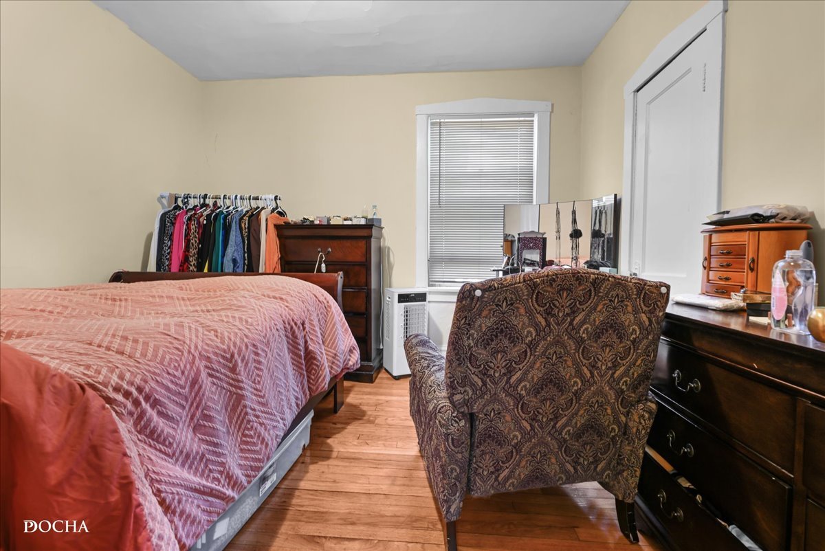 1014-1016 S Humphrey Avenue, Oak Park, IL 60304