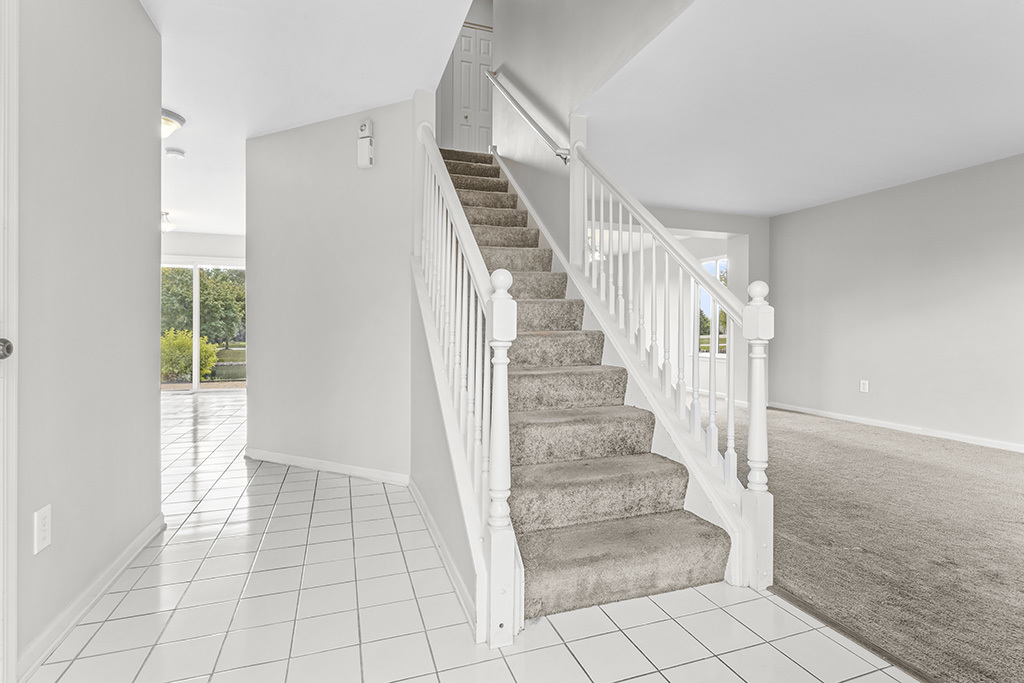 2033 Wedgewood Circle, Romeoville, IL 60446