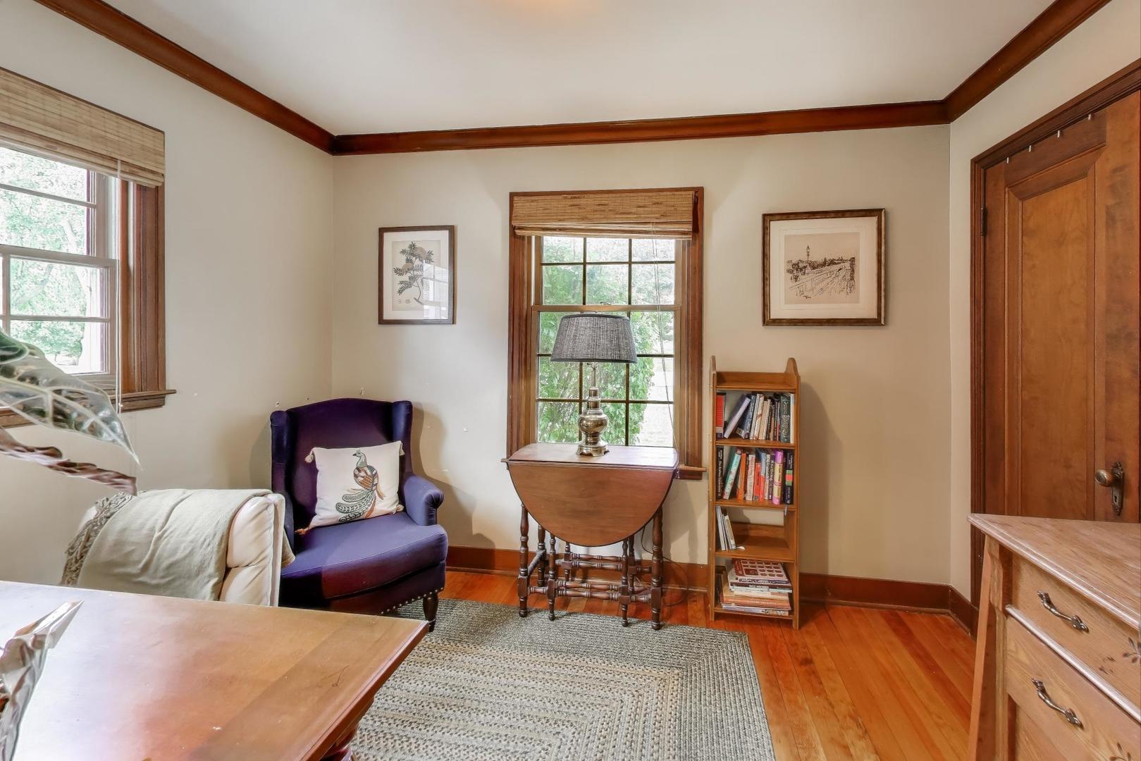 908 Lexington Street, Wheaton, IL 60187