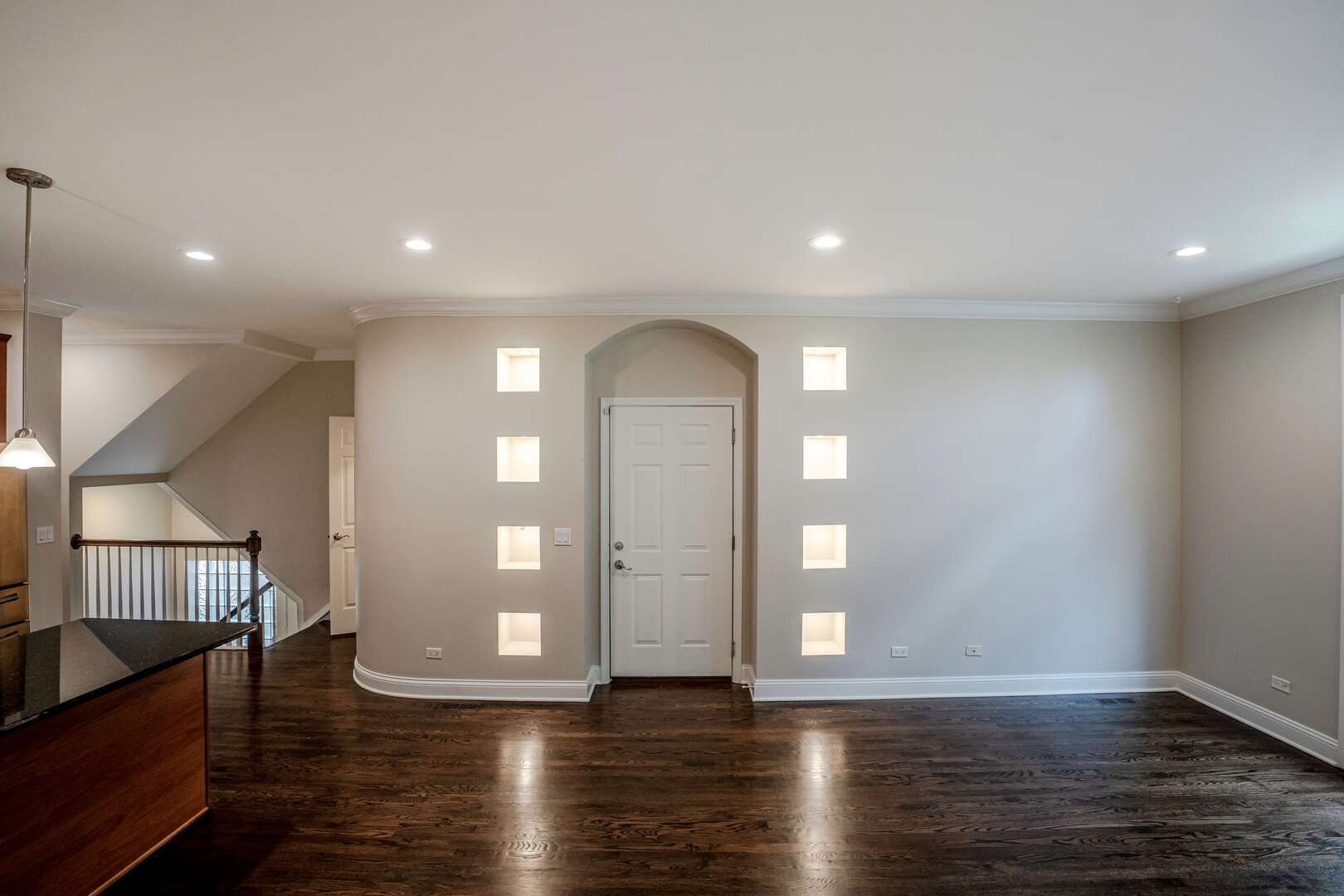 2449 W LOGAN Boulevard #1F, Chicago, IL 60647