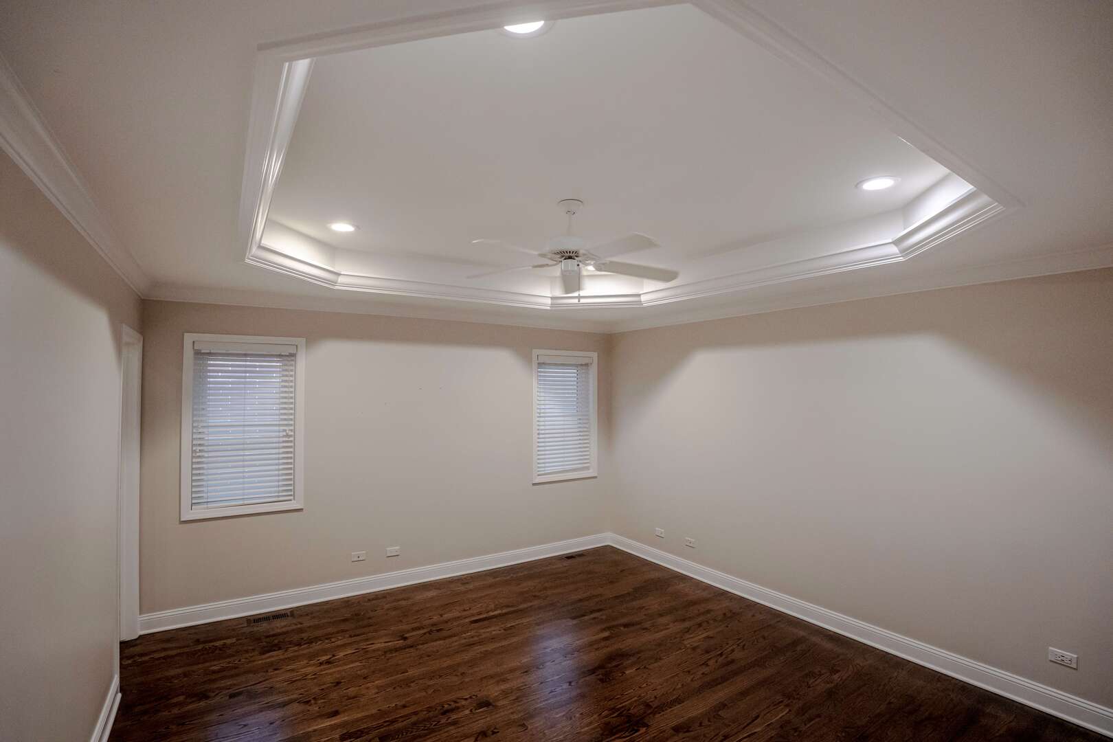 2449 W LOGAN Boulevard #1F, Chicago, IL 60647