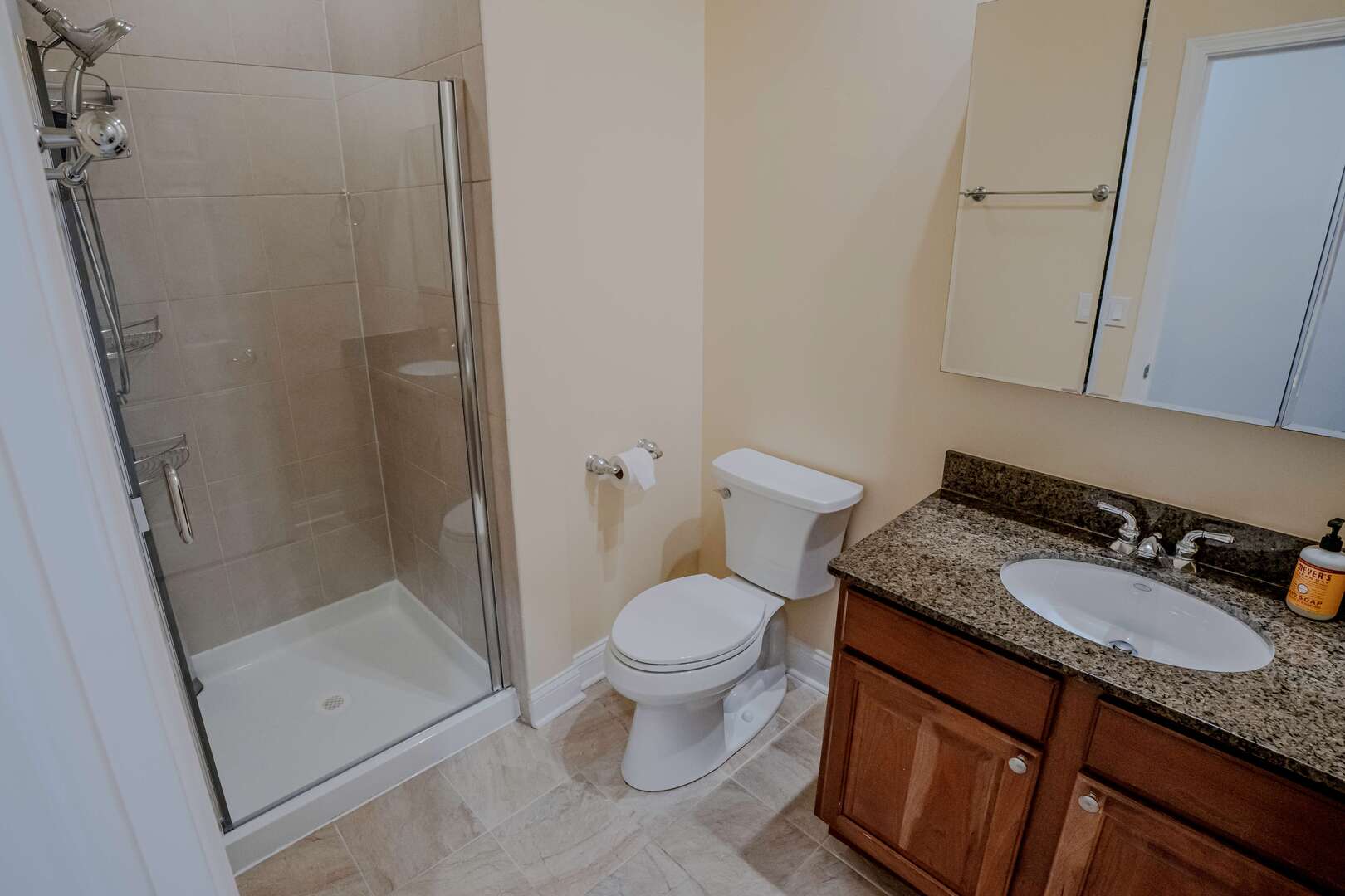 2449 W LOGAN Boulevard #1F, Chicago, IL 60647