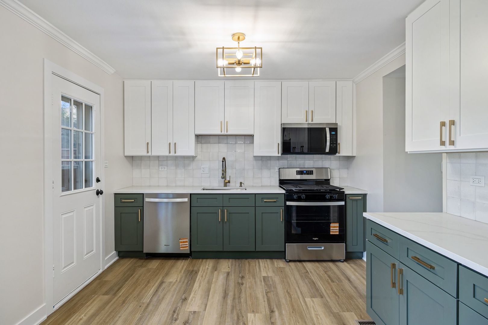 1142 N Boxwood Drive #B, Mount Prospect, IL 60056