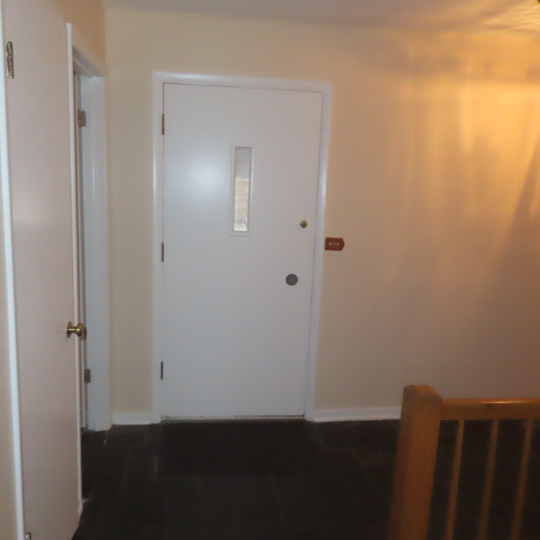 1855 Tanglewood Drive #F, Glenview, IL 60025