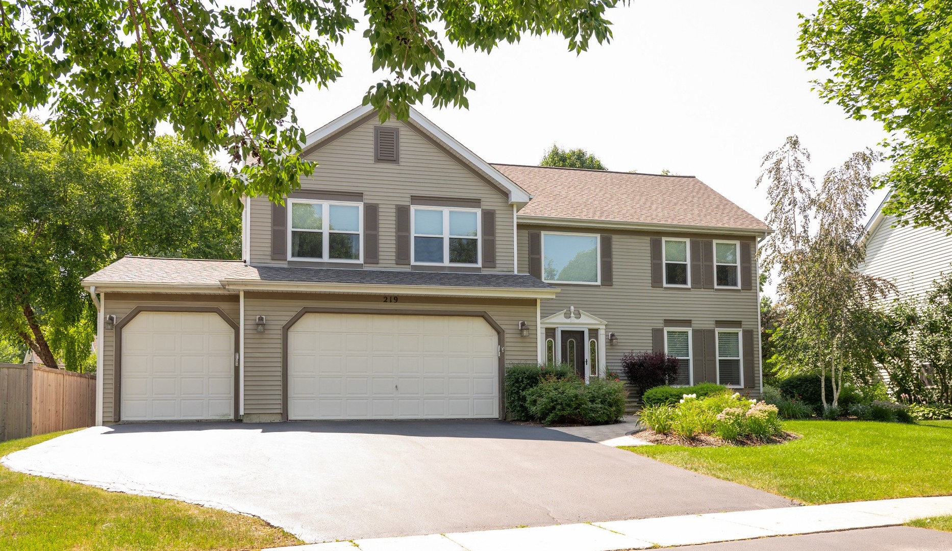 219 Galway Street, Grayslake, IL 60030