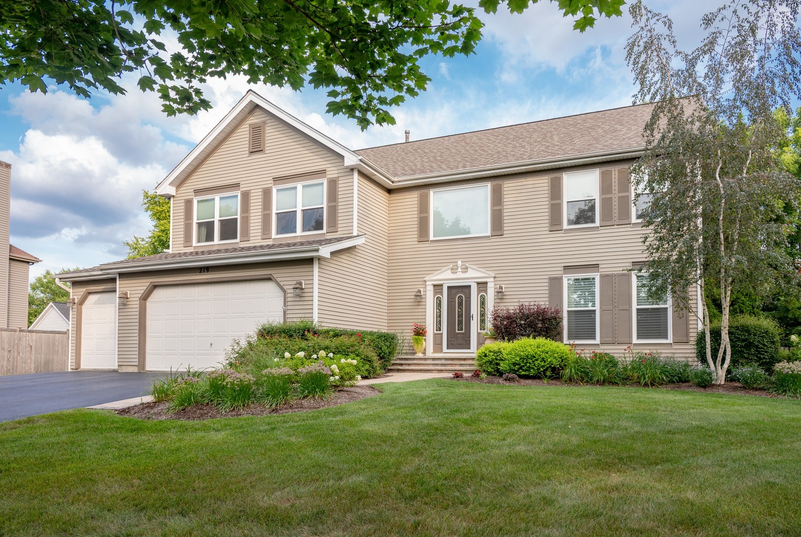 219 Galway Street, Grayslake, IL 60030