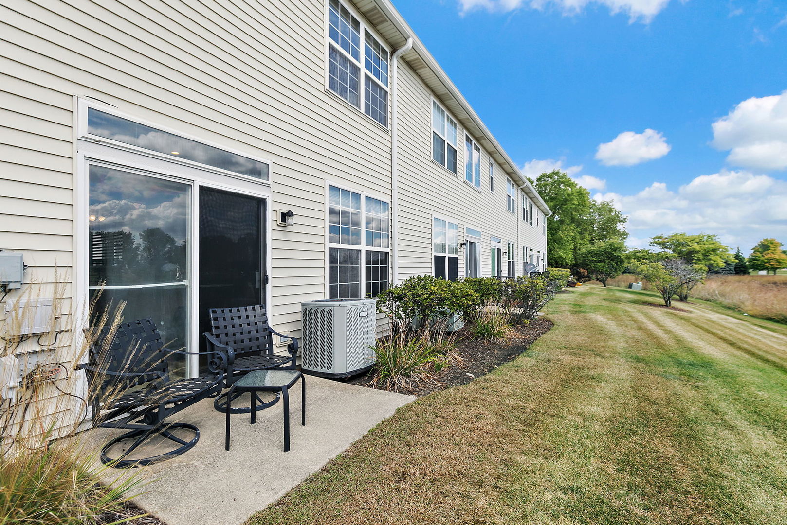 24037 W Pear Tree Circle, Plainfield, IL 60585