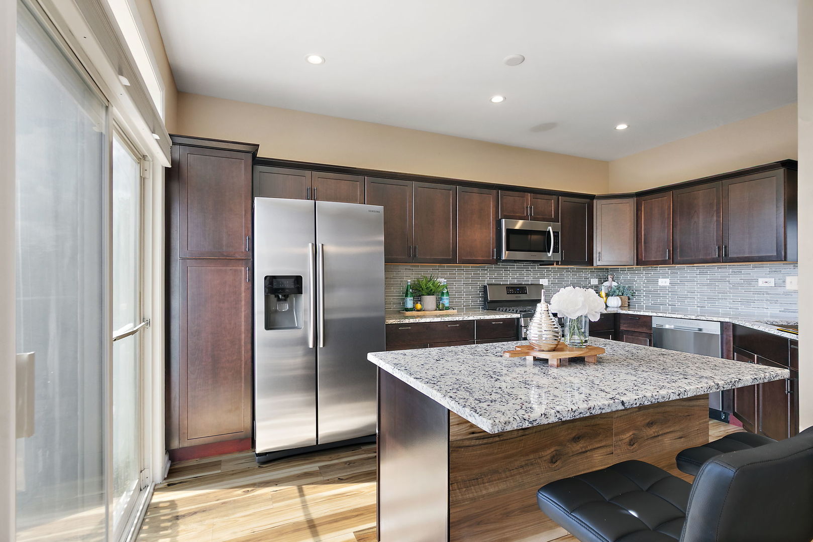 24037 W Pear Tree Circle, Plainfield, IL 60585