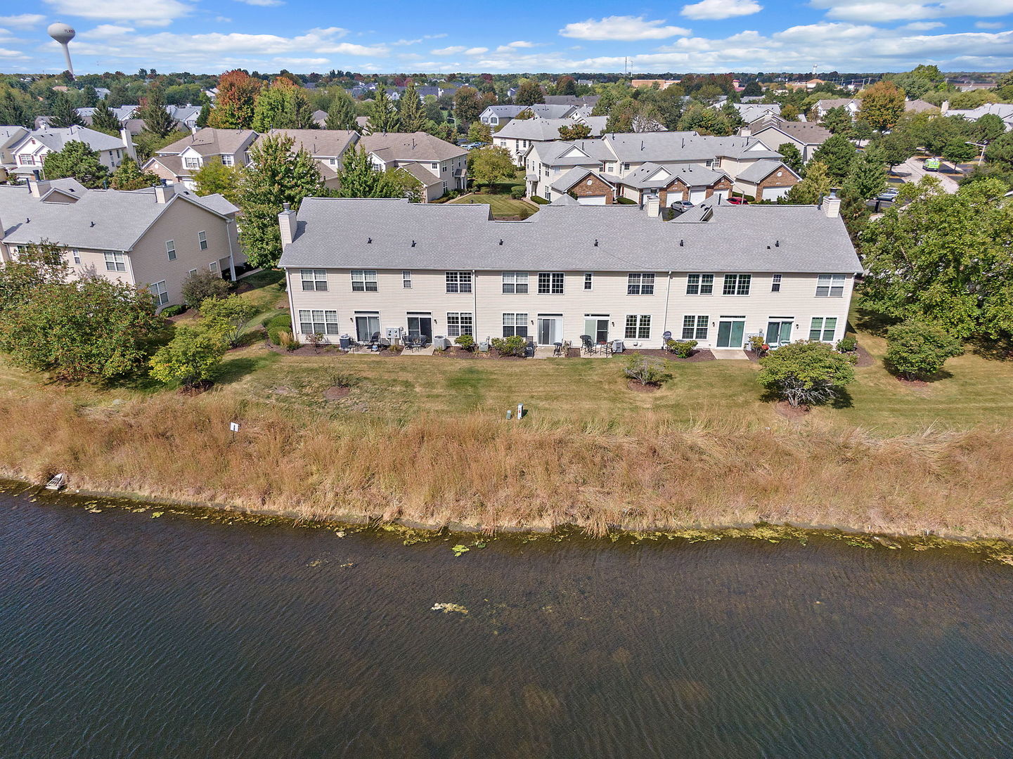 24037 W Pear Tree Circle, Plainfield, IL 60585