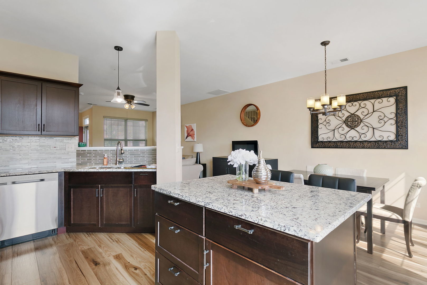 24037 W Pear Tree Circle, Plainfield, IL 60585