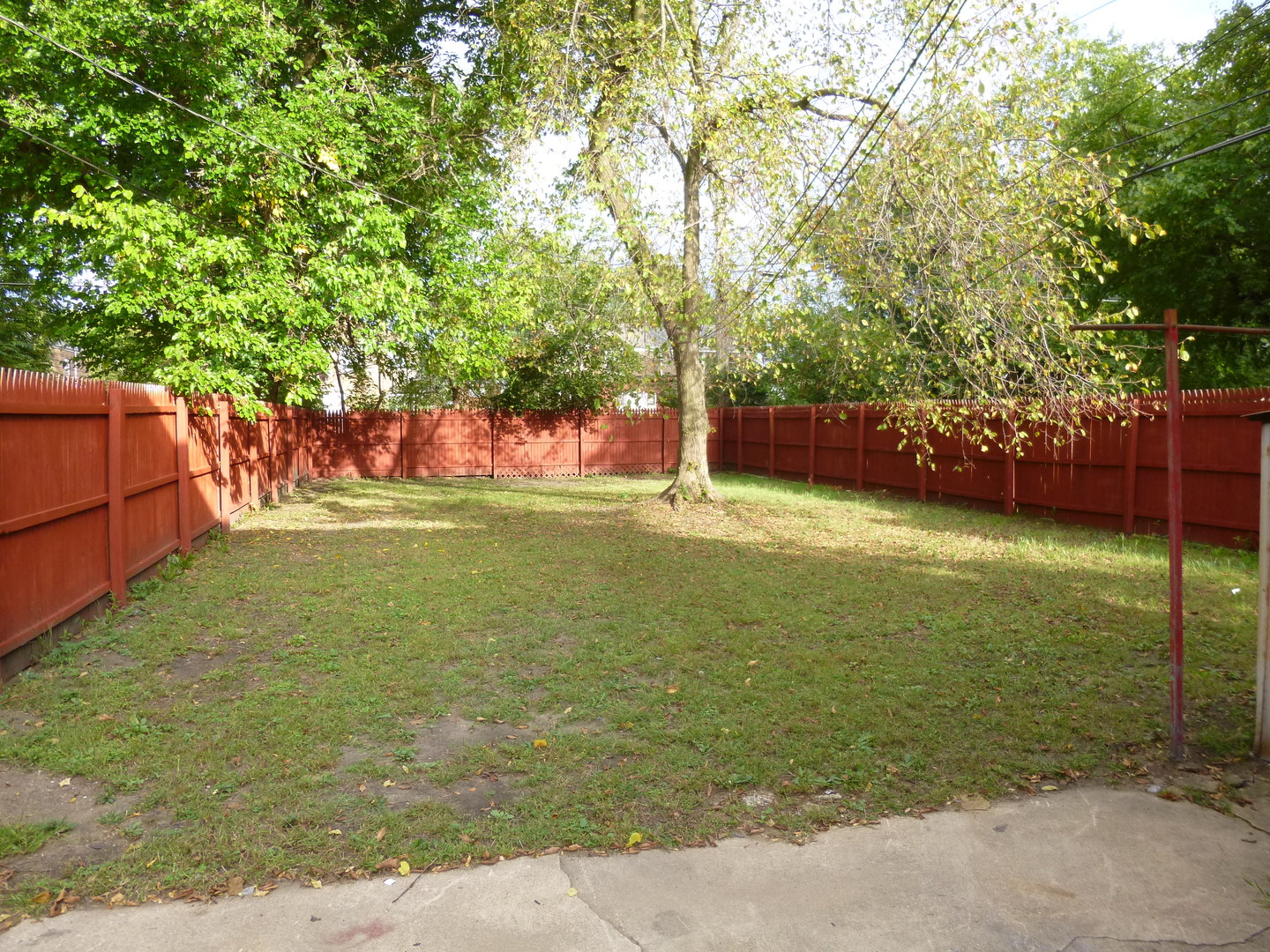 9813 S Calhoun Avenue, Chicago, IL 60617