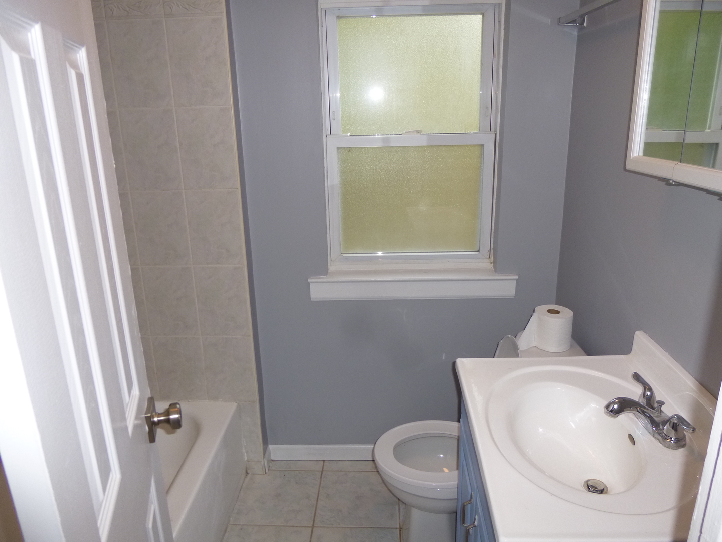 9813 S Calhoun Avenue, Chicago, IL 60617