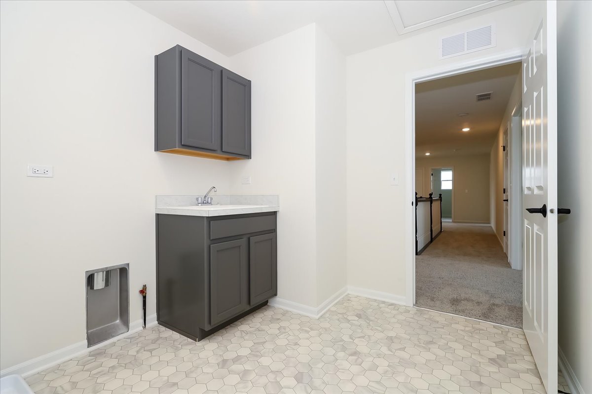 860 Preston Court, Oswego, IL 60543