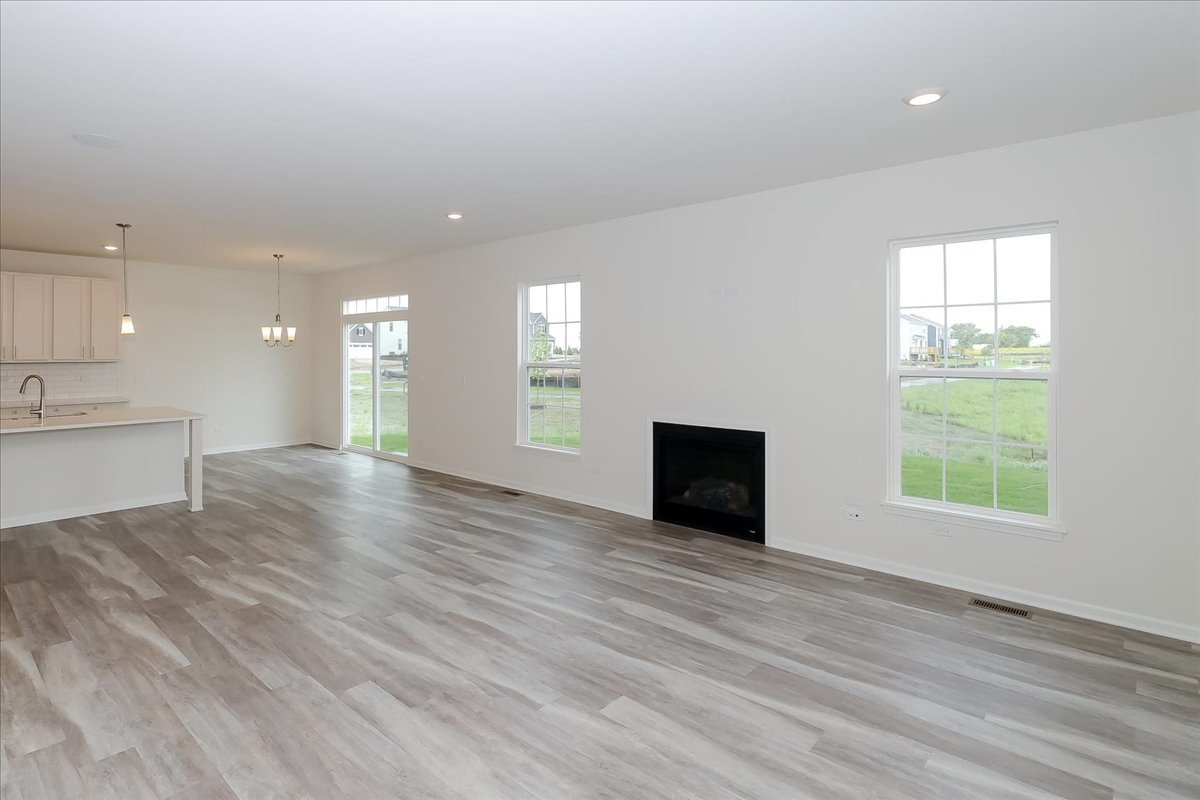 860 Preston Court, Oswego, IL 60543