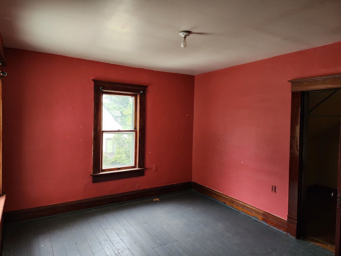 395 E 1st Avenue, Clifton, IL 60927