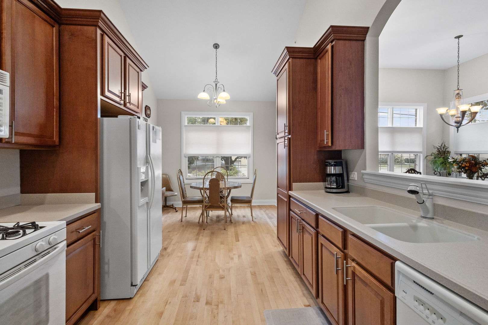 722 N NORTHWEST Highway #A, Park Ridge, IL 60068