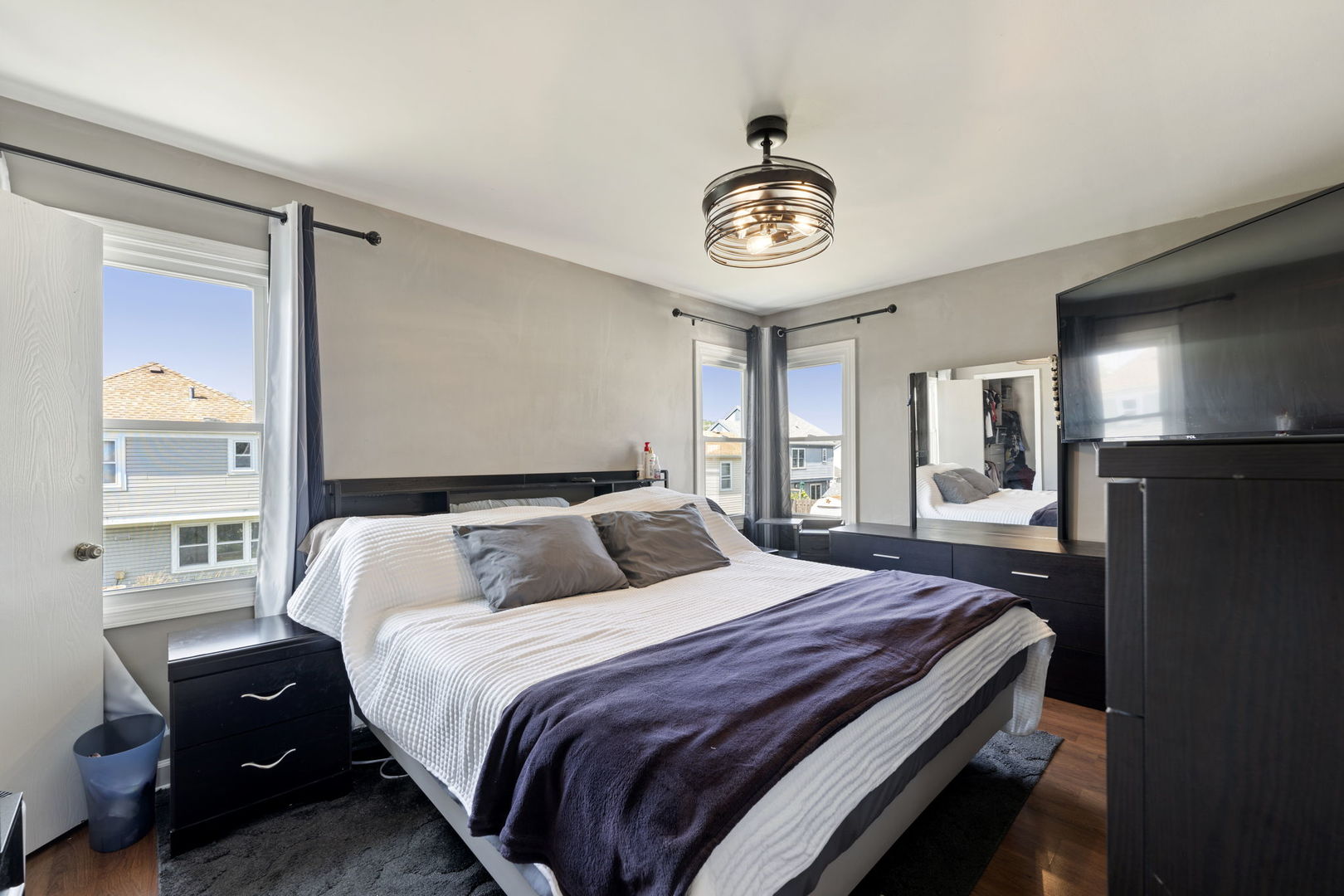 24 Fillmore Lane, Streamwood, IL 60107