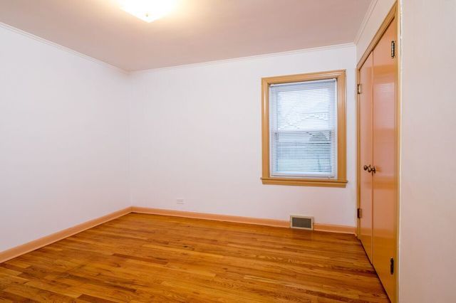 1705 S Crescent Avenue, Park Ridge, IL 60068