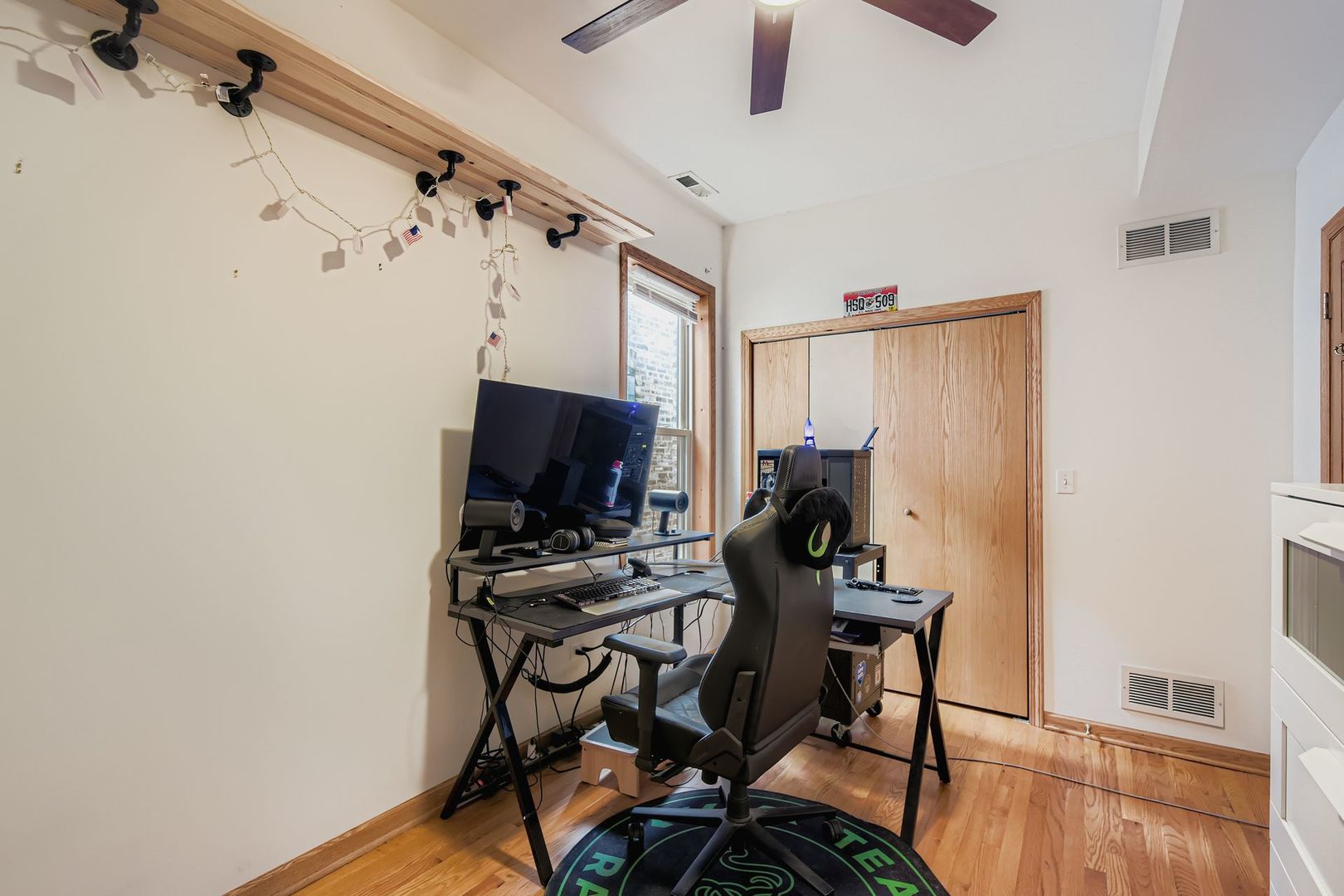 1010 N Trumbull Avenue, Chicago, IL 60651