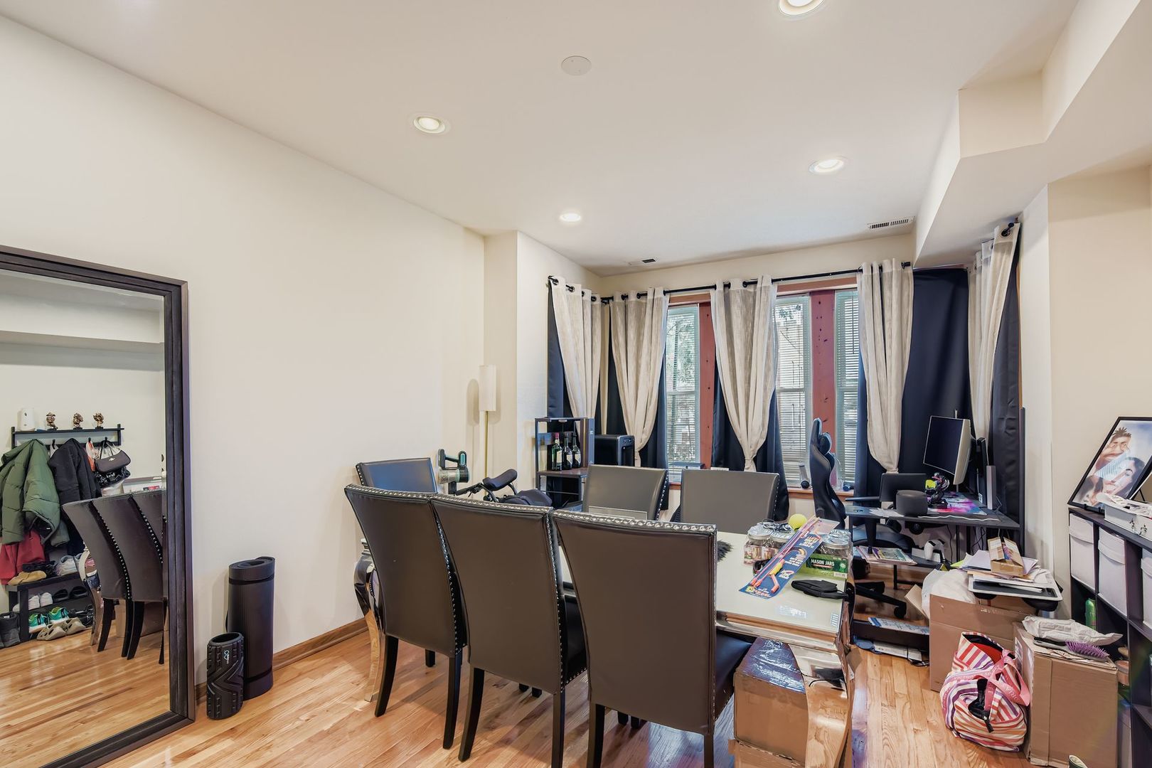 1010 N Trumbull Avenue, Chicago, IL 60651