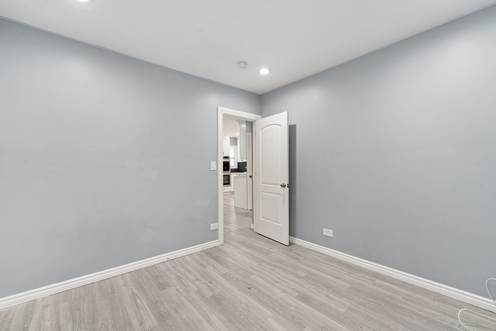 4630 W Montana Street, Chicago, IL 60639