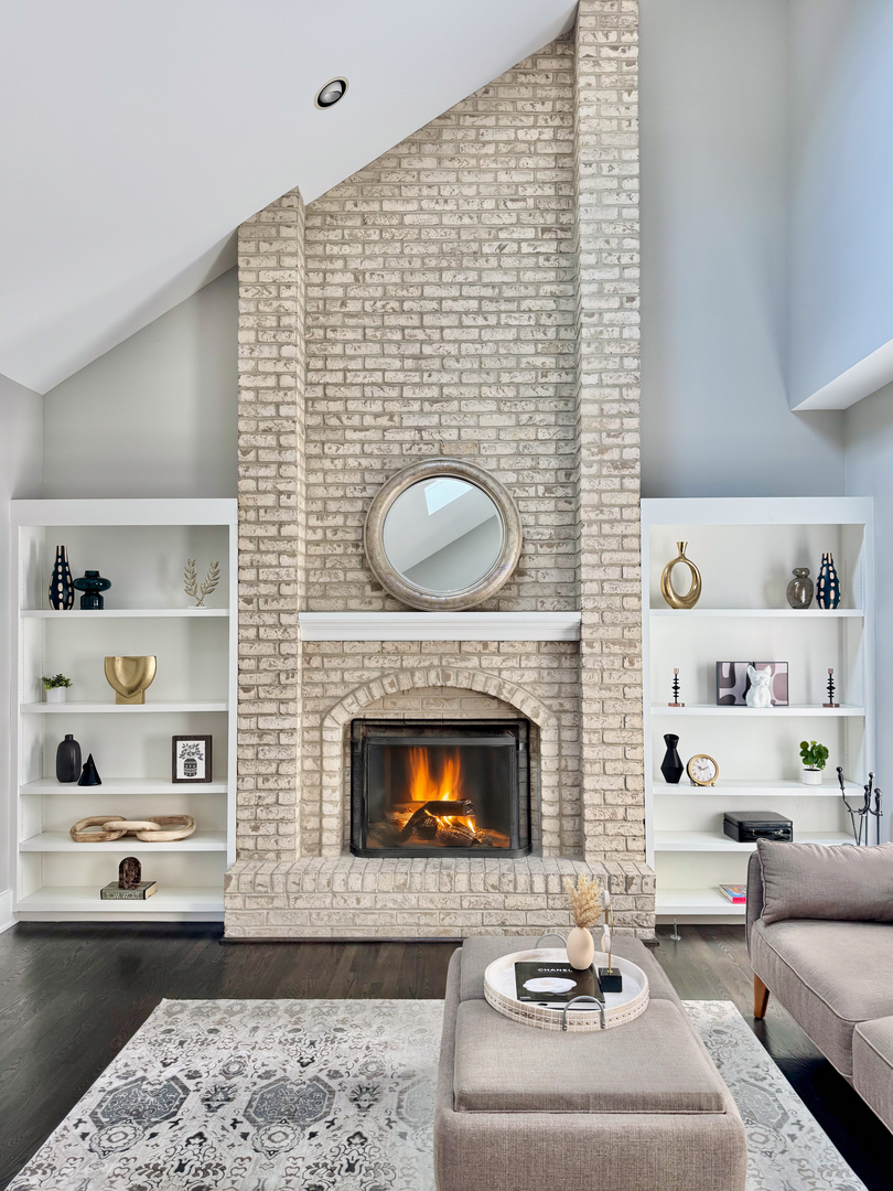 10526 Royal Porthcawl Drive, Naperville, IL 60564