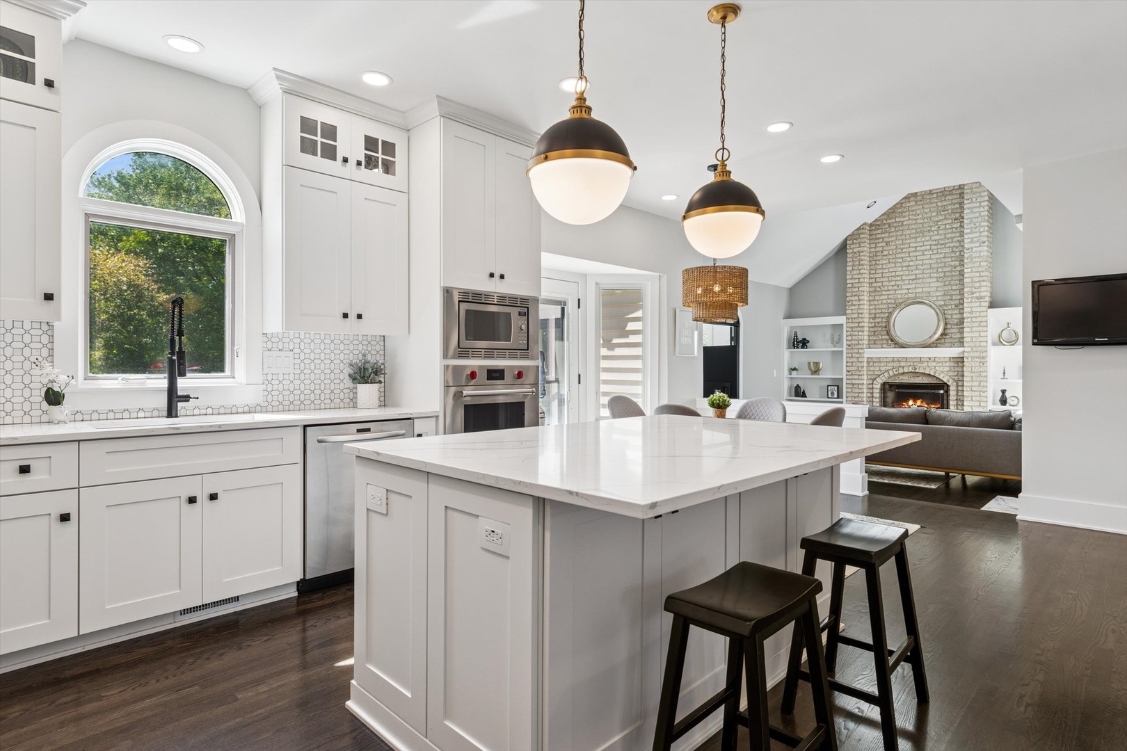 10526 Royal Porthcawl Drive, Naperville, IL 60564