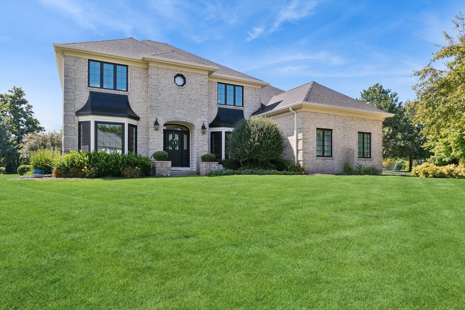 10526 Royal Porthcawl Drive, Naperville, IL 60564
