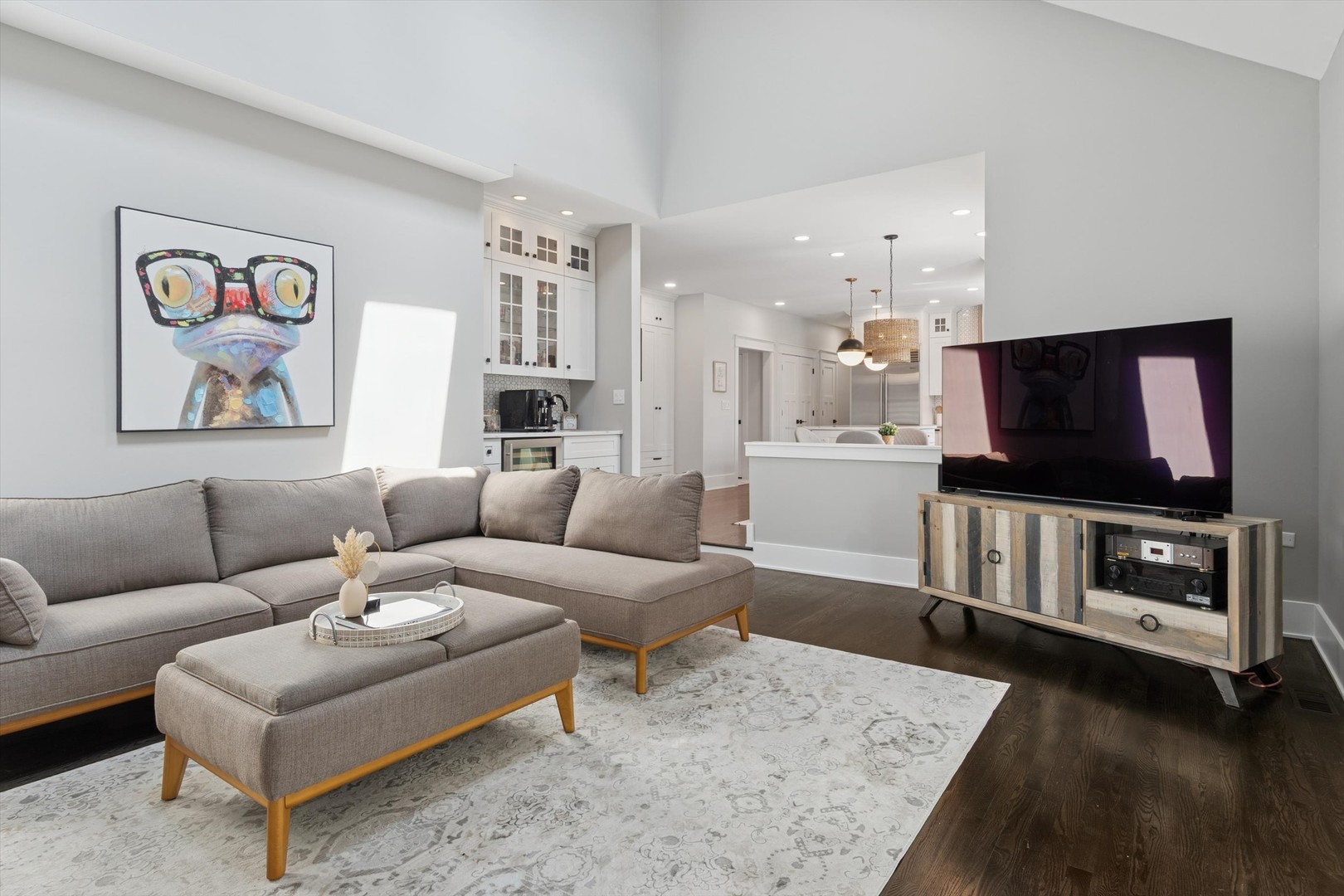 10526 Royal Porthcawl Drive, Naperville, IL 60564