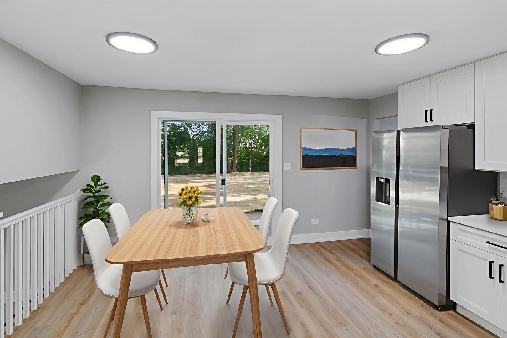 28W555 Leverenz Road, Naperville, IL 60564