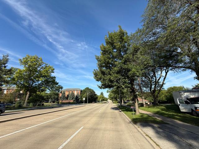 1S777 Westview Avenue, Lombard, IL 60148