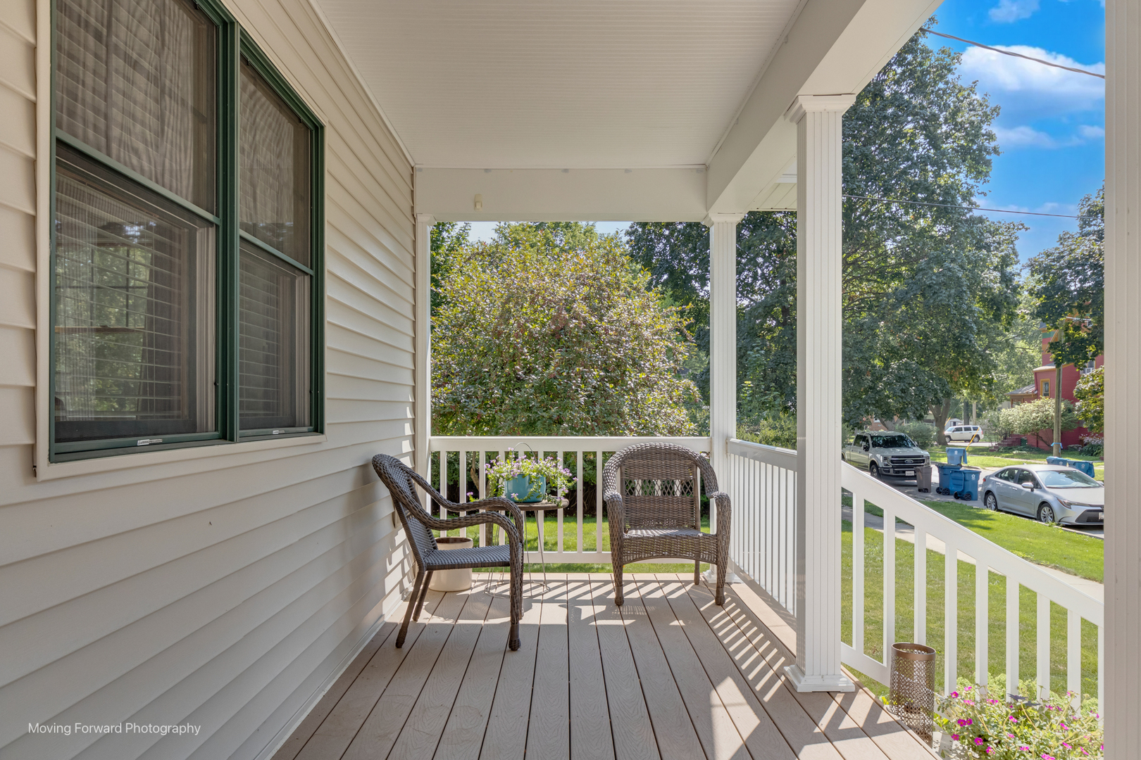 448 South Avenue, Aurora, IL 60505