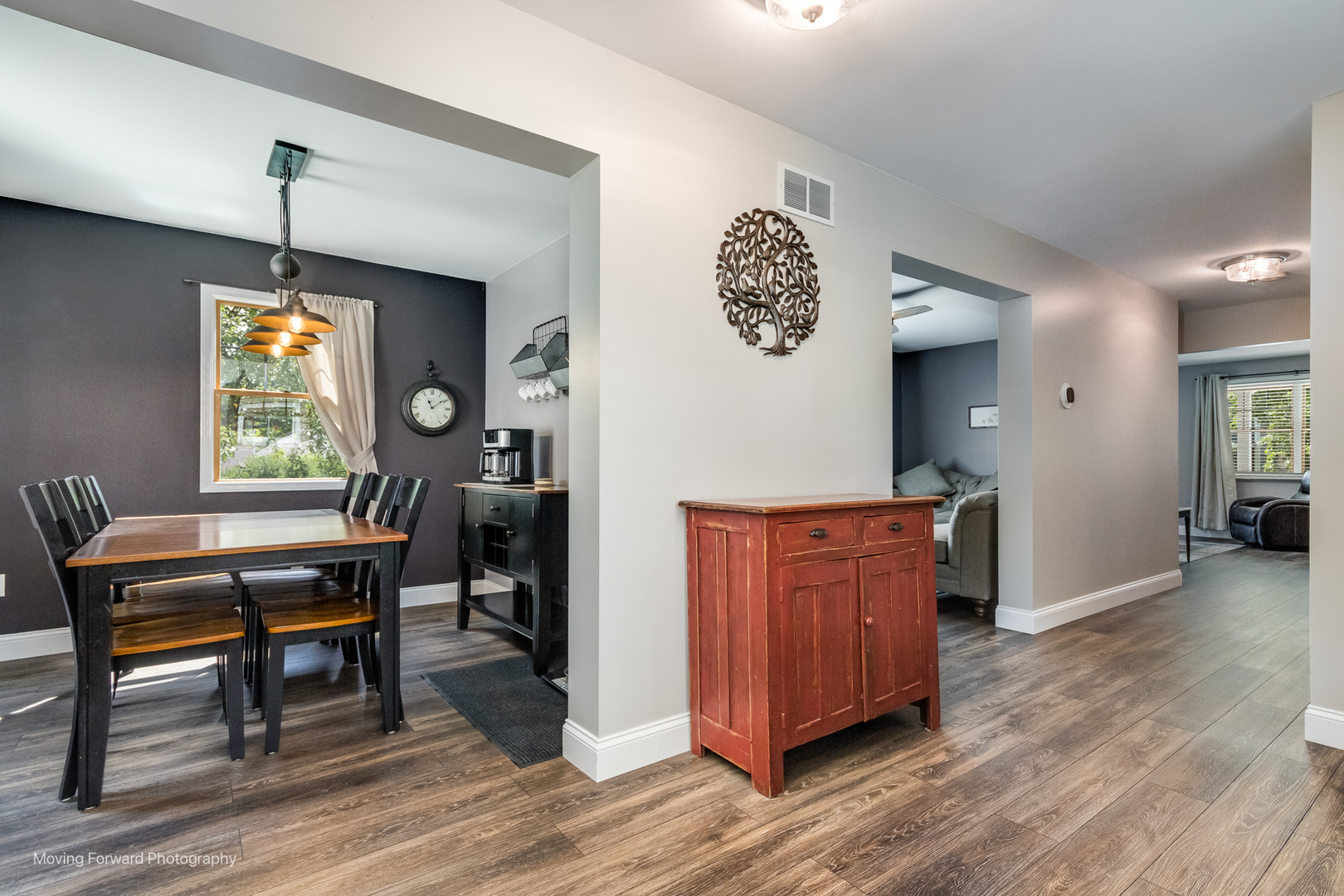 448 South Avenue, Aurora, IL 60505