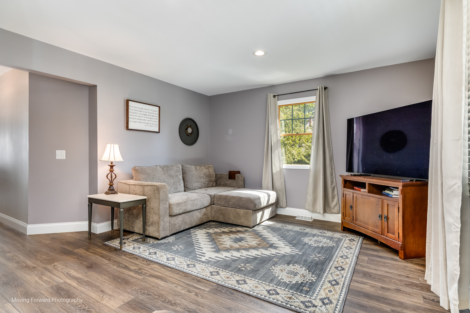 448 South Avenue, Aurora, IL 60505