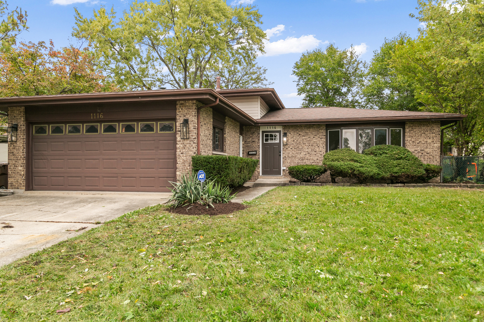 1116 Amherst Lane, University Park, IL 60484