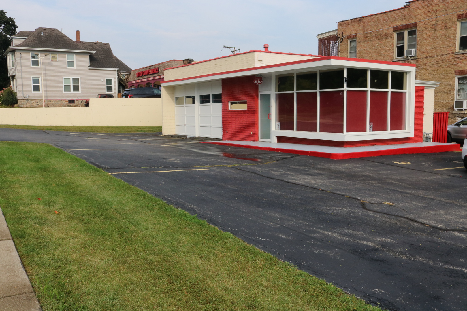 129 E SOUTH Street, Woodstock, IL 60098