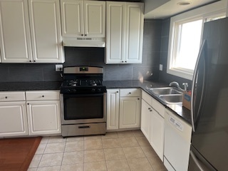 9120 W Oaks Avenue, Des Plaines, IL 60016