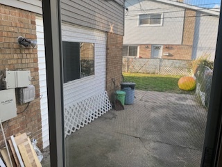 9120 W Oaks Avenue, Des Plaines, IL 60016