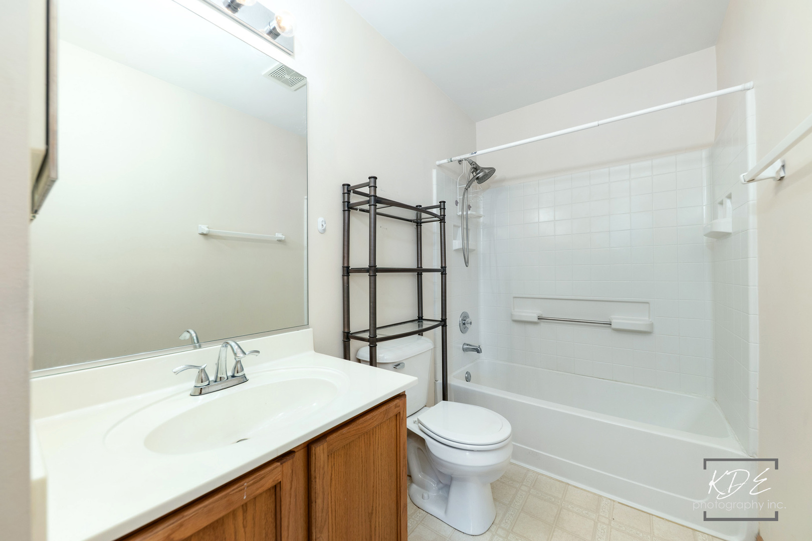 2330 Twilight Drive, Aurora, IL 60503