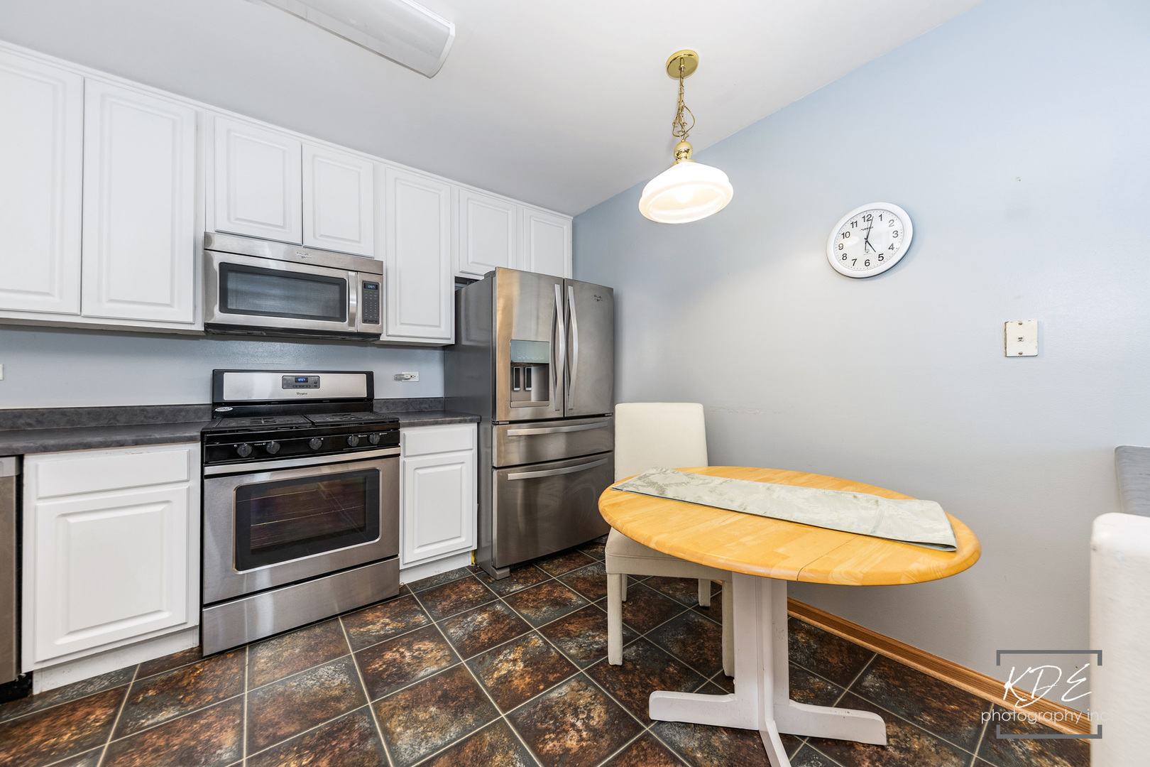 2330 Twilight Drive, Aurora, IL 60503